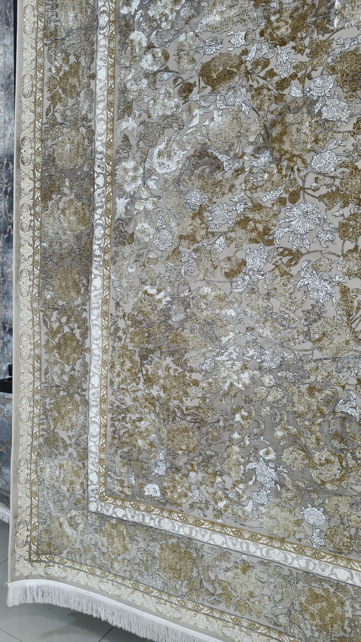 فرش کلاسیک یک