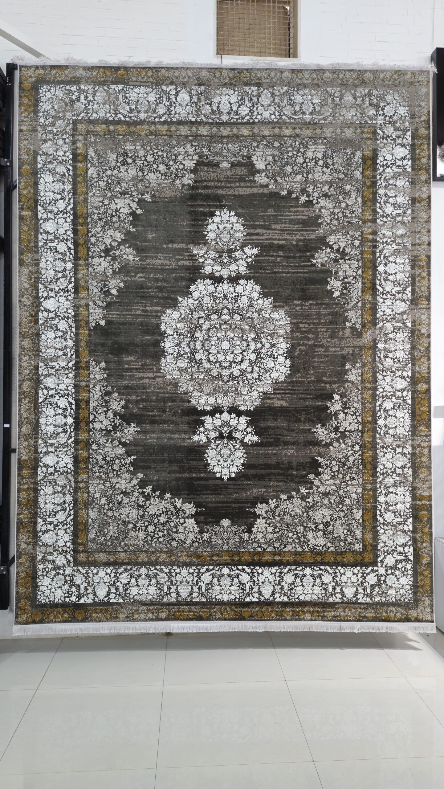 فرش کلاسیک یک