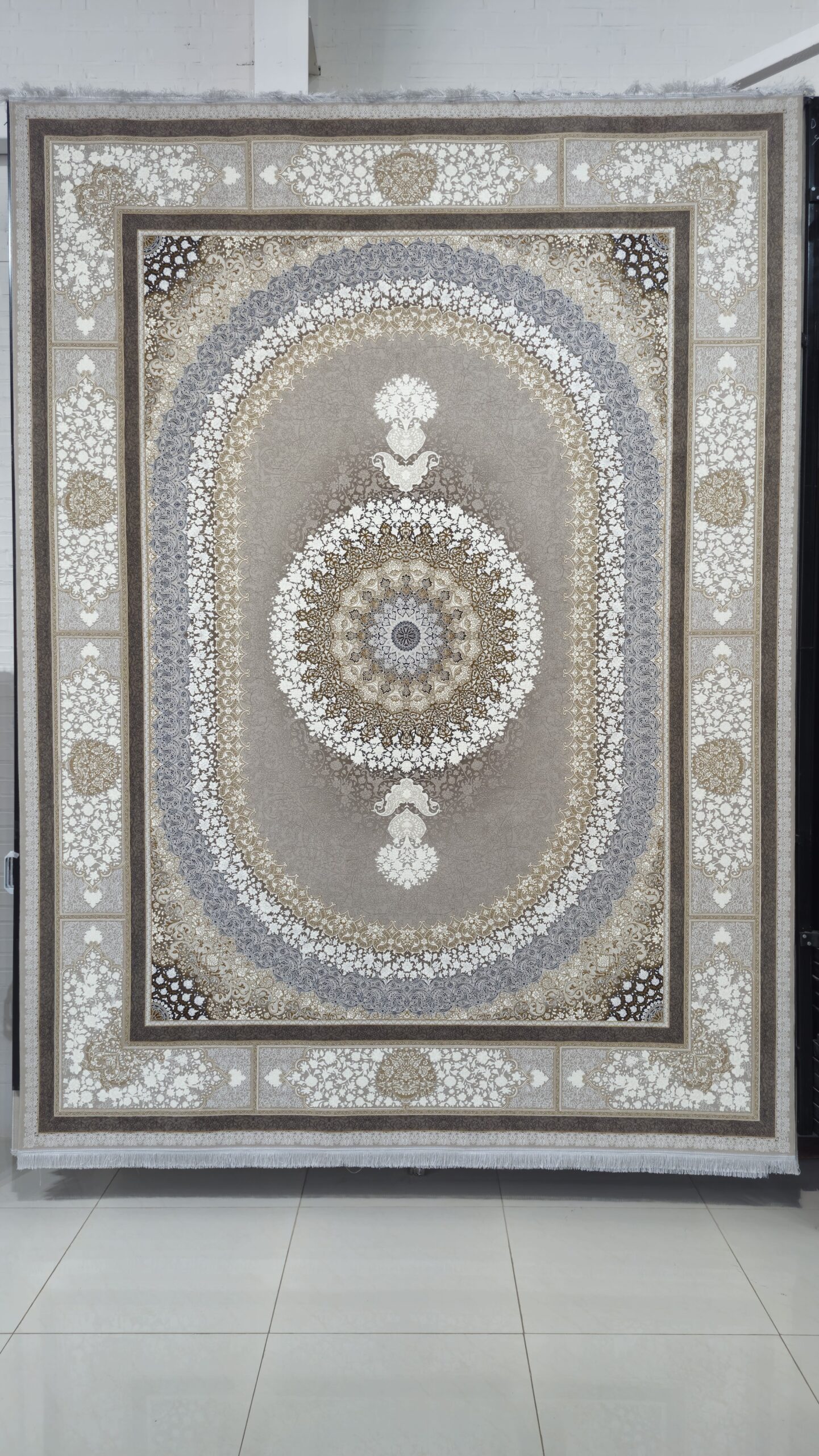 فرش کلاسیک یک